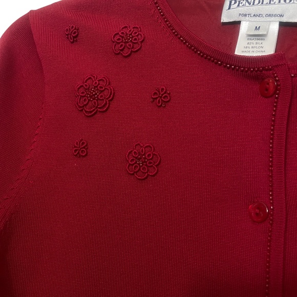 Pendleton Medium Red Cardigan 82% Silk Nylon Beadwork Long Sleeve button Lined - Picture 5 of 7